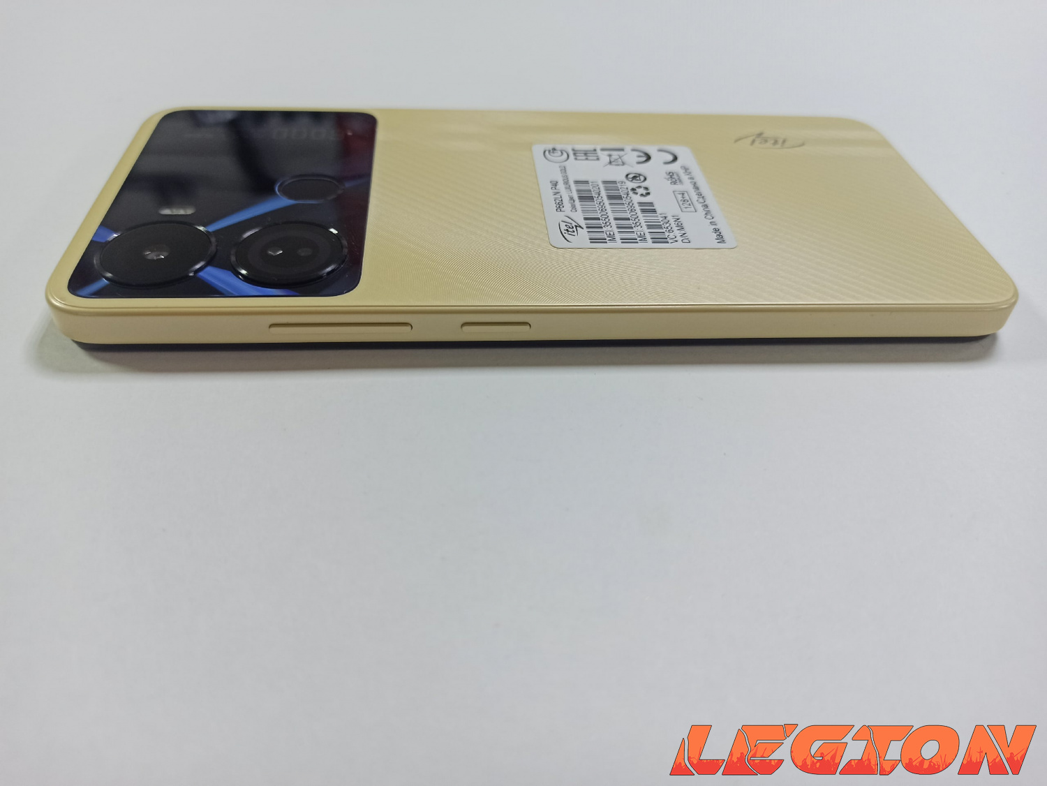 Смартфон ITEL P40 8/128Gb Luxurious Gold